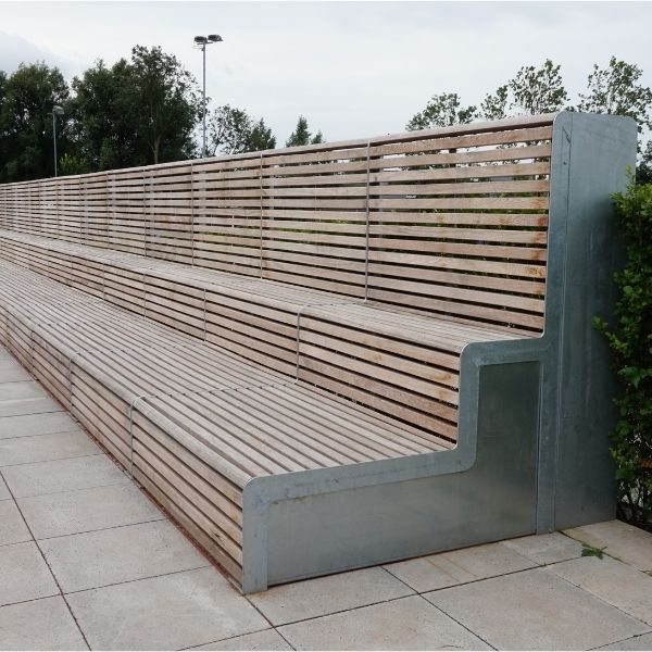 101967 + 107012 tribunebanken buitenbanken zitbanken banken sportcentrum